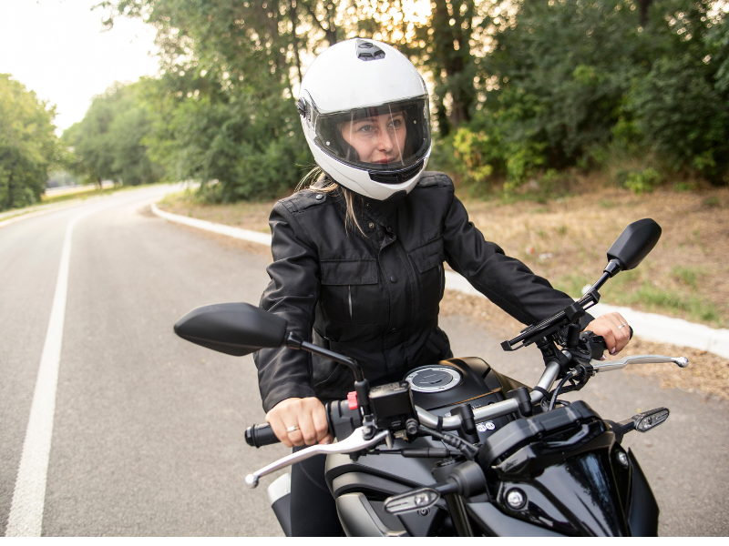 qual a melhor viseira para capacete para viajar