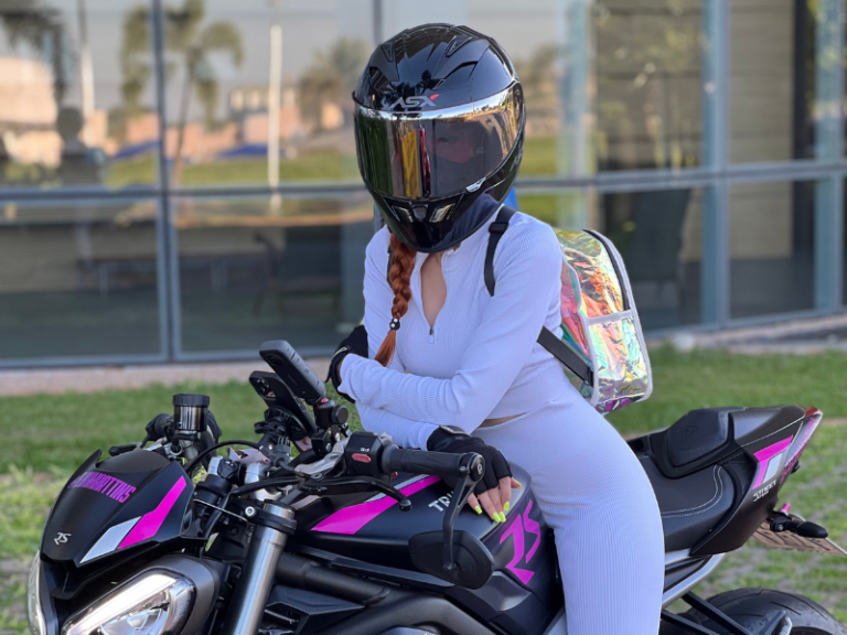 capacete para mulher