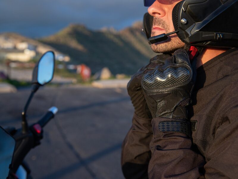 capacete escamoteável com viseira dupla