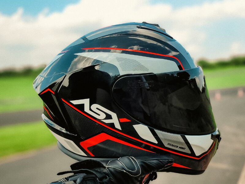 capacete para moto de alta cilindrada com viseira