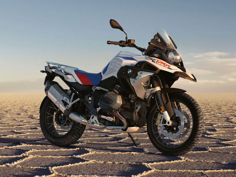 melhor moto para viajar com garupa pelo país