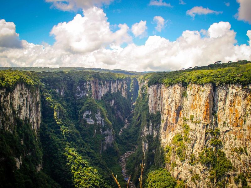 lugares para viajar de moto no RS com a namorada