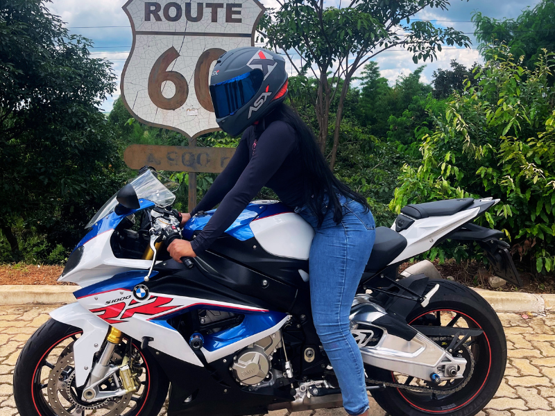 dicas para viajar de moto em casal