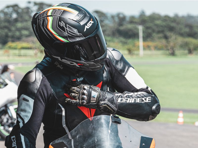 acessórios para motoqueiro​ ficar seguro