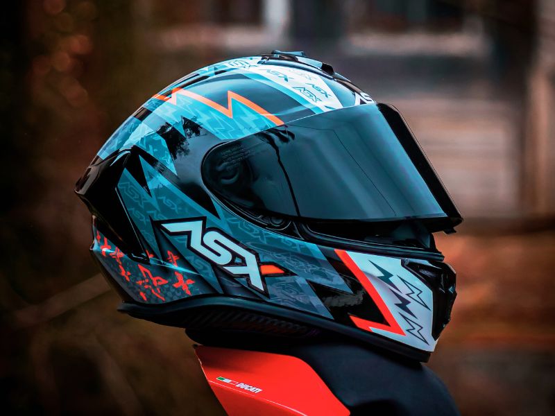 capacete lançamento 2024